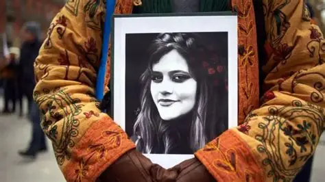 گزارش ماهانه از نقض حقوق زنان در ایران